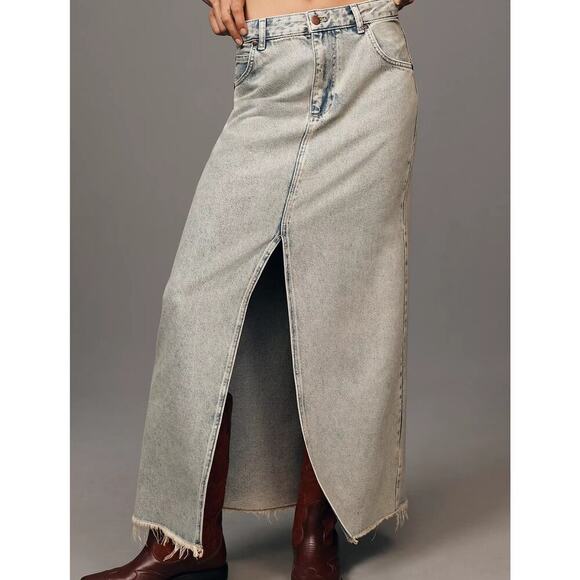 Anthropologie Pilcro Madi Front Slit Denim SKirt Womens Size 2 raw hem 5 pockets - Picture 1 of 6